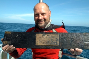 023 a drawer face for the navigtional equipment