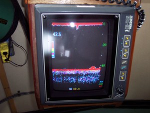 004 U215 Target on sonar.